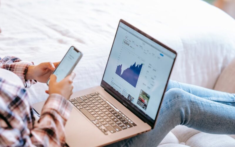 découvrez notre cours de trading en ligne et maîtrisez les compétences nécessaires pour réussir sur les marchés financiers. que vous soyez débutant ou trader expérimenté, notre formation complète vous guide à travers les stratégies, les outils et les analyses indispensables pour maximiser vos investissements.